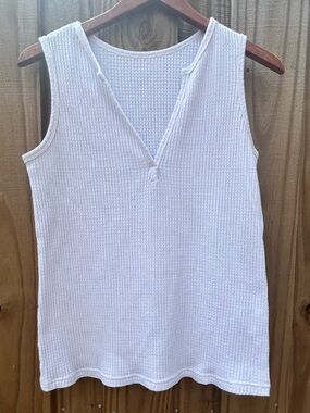 Classic White V-Neck Waffle Knit Tank Top
